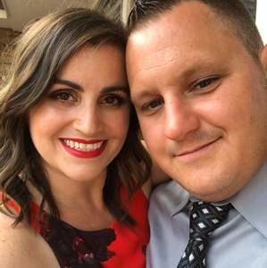 Meet your Posher, Larissa